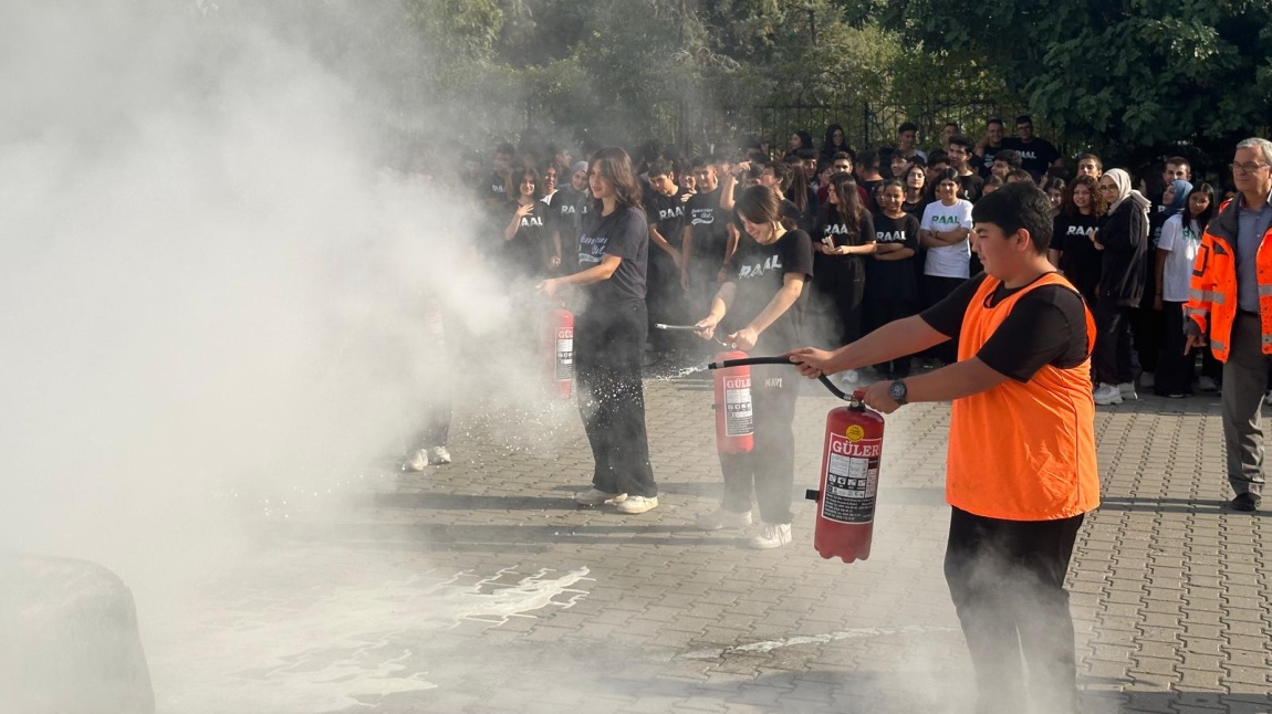 Okulumuzda Dünya Afet Risklerini Azaltma Günü Etkinlikleri Gerçekleştirildi